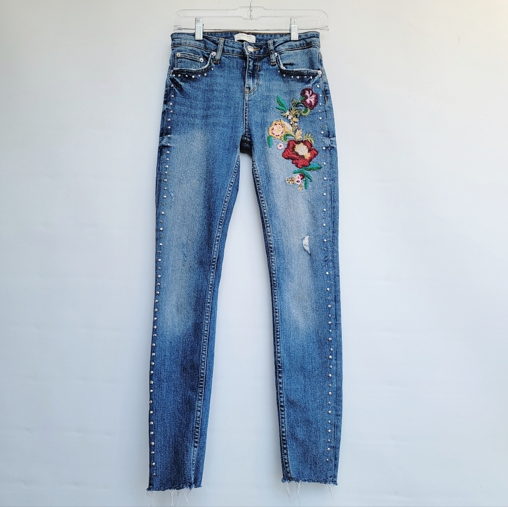 Zara Distressed Embroidered Studded Skinny Jeans Size 4 Floral Boho Rock N Roll - Picture 9 of 16